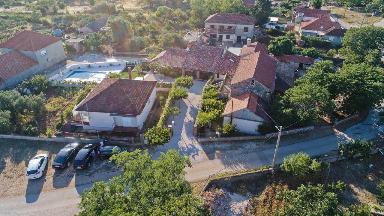 Villa Navita Augustinus With Pool Debeljak Exterior photo